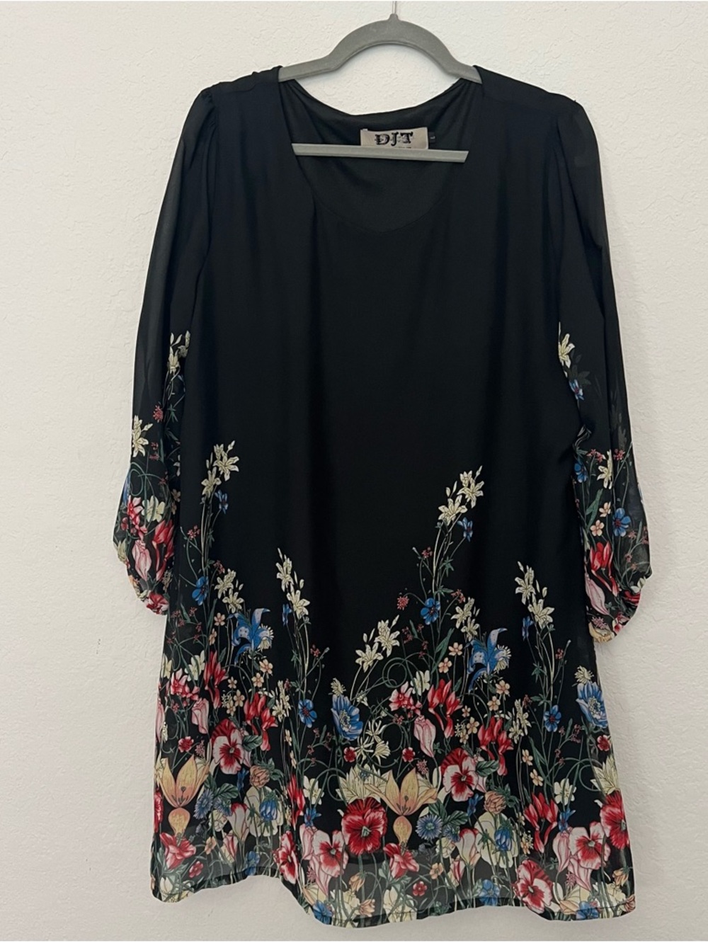 DJT Black Floral Border-Print Women's Dress